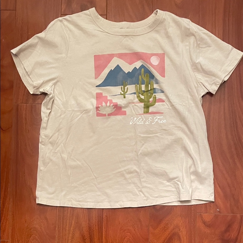Wild & Free Graphic T-Shirt - Cream